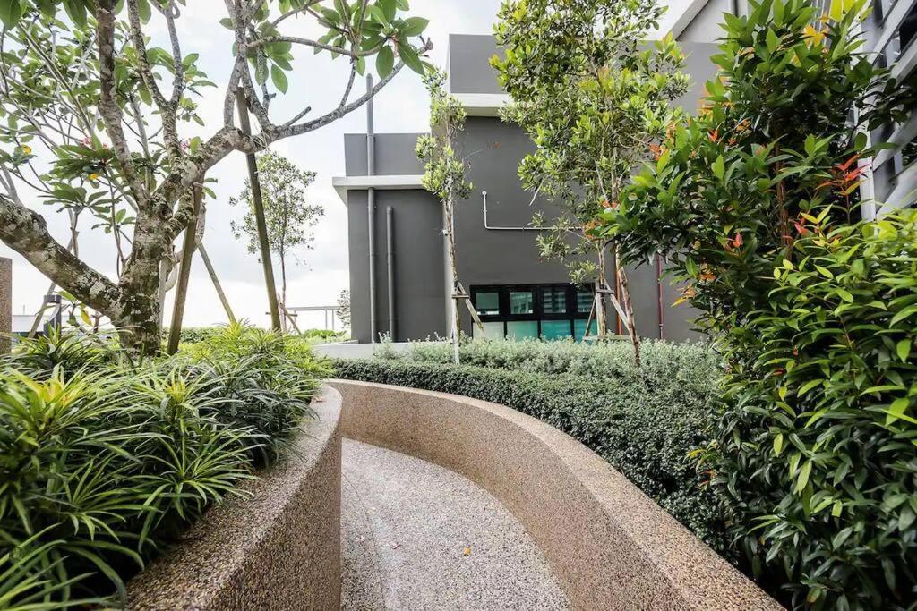 Apartment Molek Regency 2-3pax 100mbps Wifi