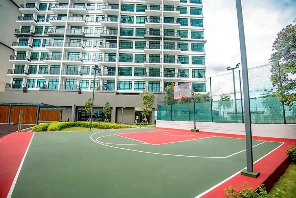 Apartment Molek Regency 2-3pax 100mbps Wifi *
