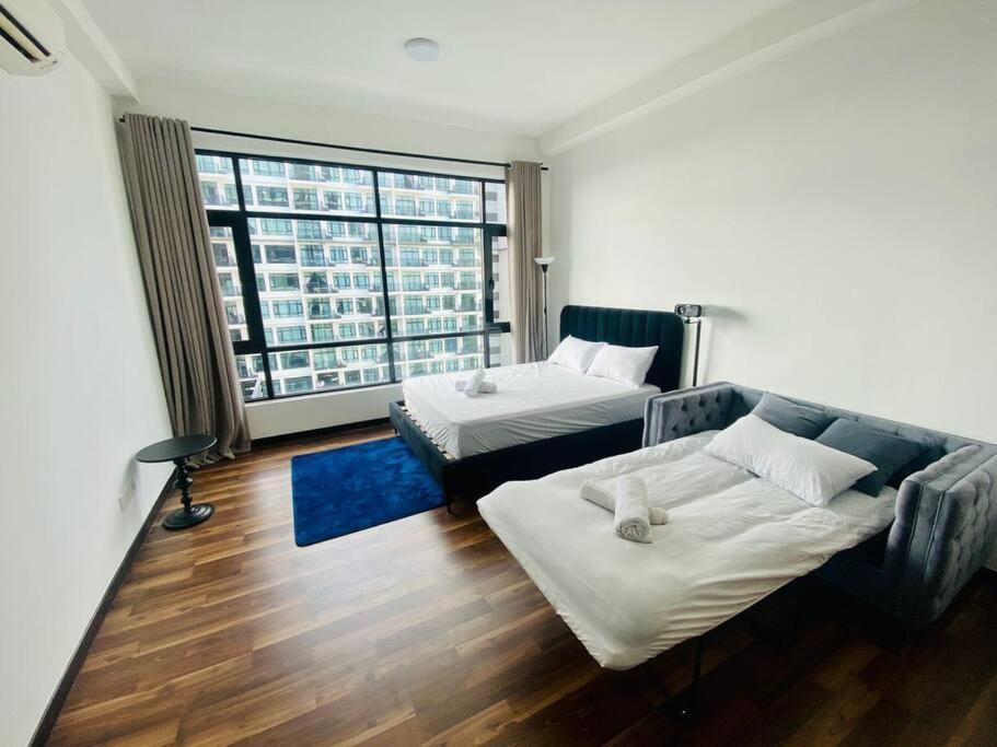 Apartment Molek Regency 2-3pax 100mbps Wifi Johor Bahru